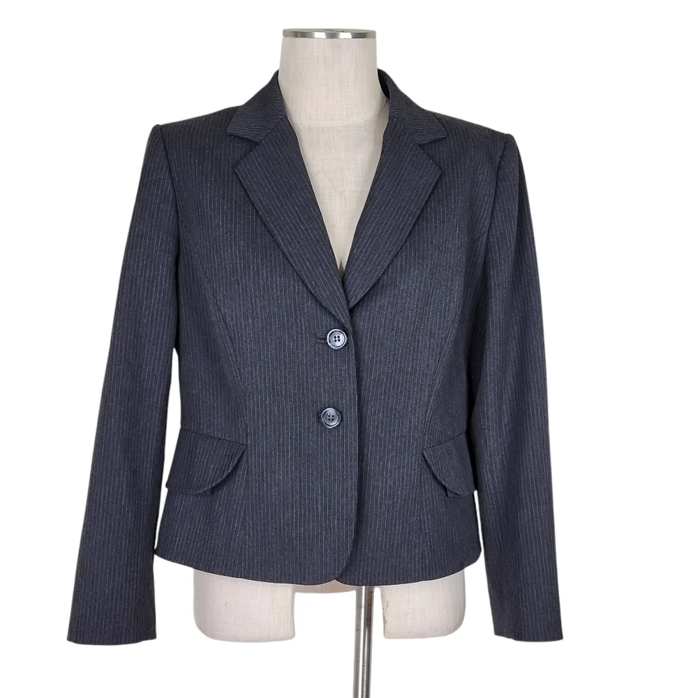 Tahari ASL Blazer Size 14P Black Gray Pinstripe Peplum 2 Button Notch Collar